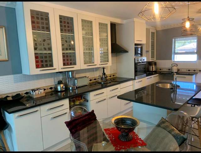 3 BEDROOM HOUSE FOR SALE IN ARUNDO ESTATE